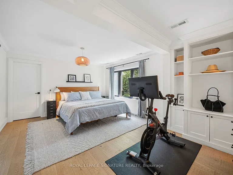 74 Fallingbrook Dr — Photo 19