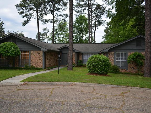 2nd image of 2501 Villa Verde