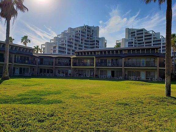5th image of 1010 Padre Blvd #235