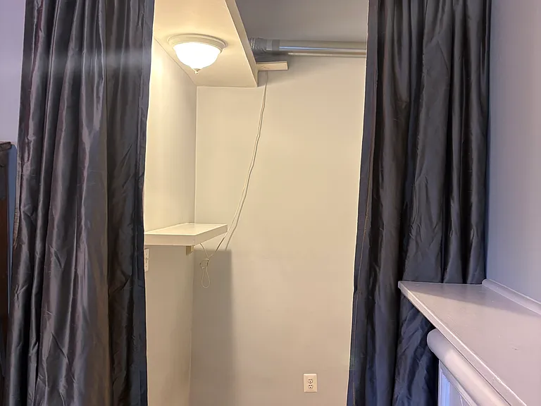 4810 Regent St #1F — Photo 33