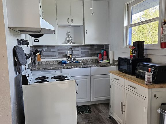 3rd image of 121 Flamingo Ave Unit 2