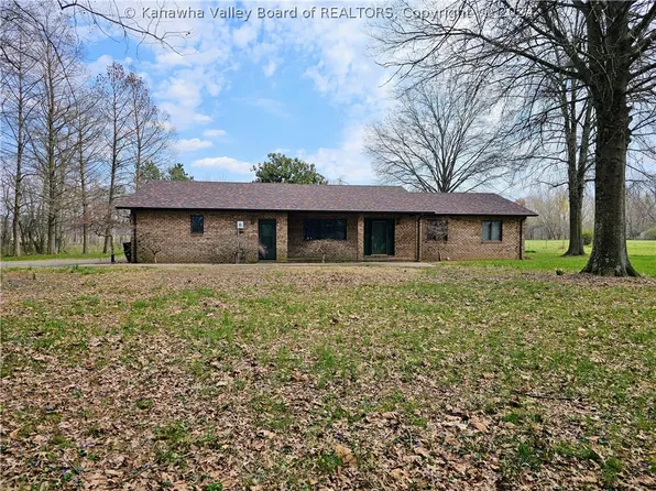 271 Chattin Ln, West Columbia, WV 25287