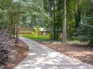1776 Bear Cave SW, Lilburn, GA 30047