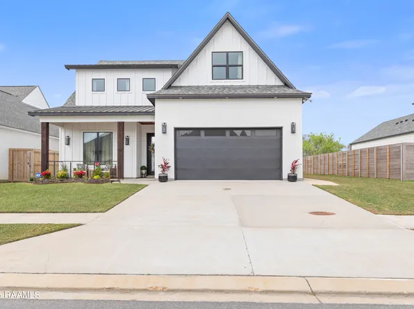 124 Cherrywood Dr, Lafayette, LA 70508