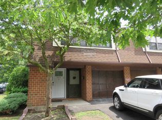 3-01 121st St, College Point, NY 11356