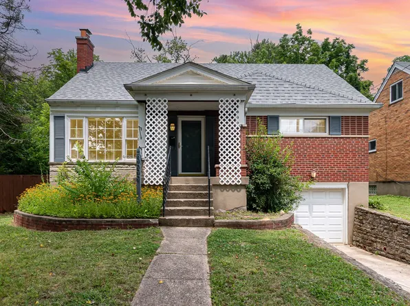 3699 Edgebrook Dr, Cincinnati, OH 45248