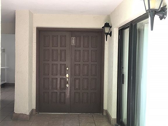 3rd image of 404 Padre Blvd Unit 107