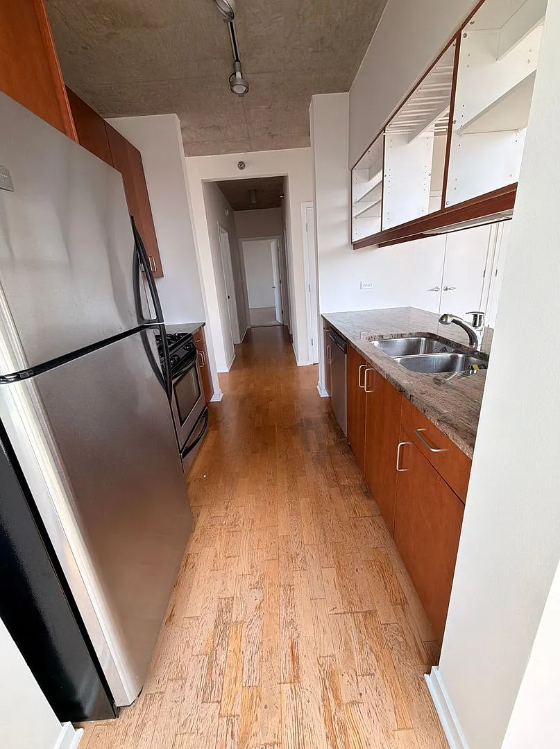 Amazing 2bd/2bth On Wells — Photo 2