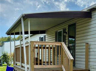 6035-43 Willow Bend Dr, Lockport, NY 14094