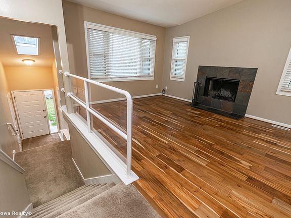 4th image of 1036 Woodland Park Dr