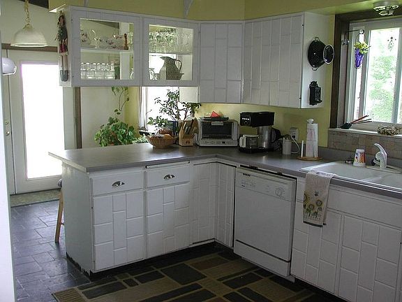 3rd image of 417 Park Circle Dr