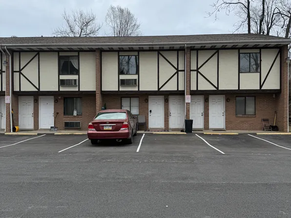 625 Burke Way, North Versailles, PA 15137