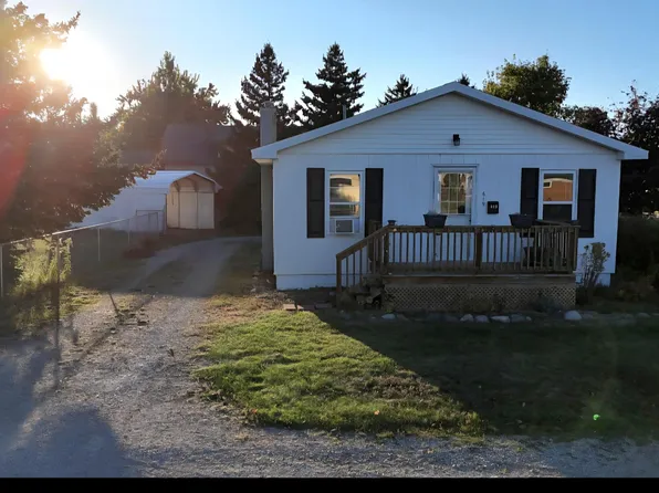 619 State St, Rogers City, MI 49779