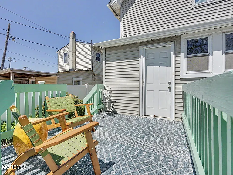 7 E Church St — Photo 58