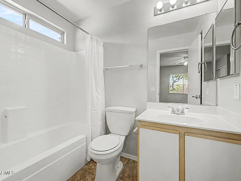 11123 W Heatherbrae Dr — Photo 10