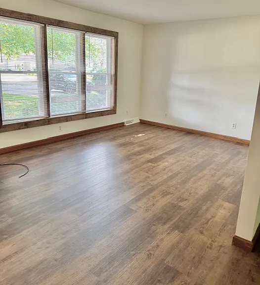 303 S Jacobsen Dr — Photo 3