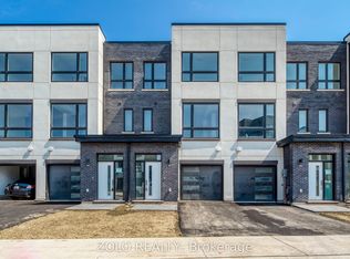 3049 Trailside Dr, Oakville, ON L6M 0Z4