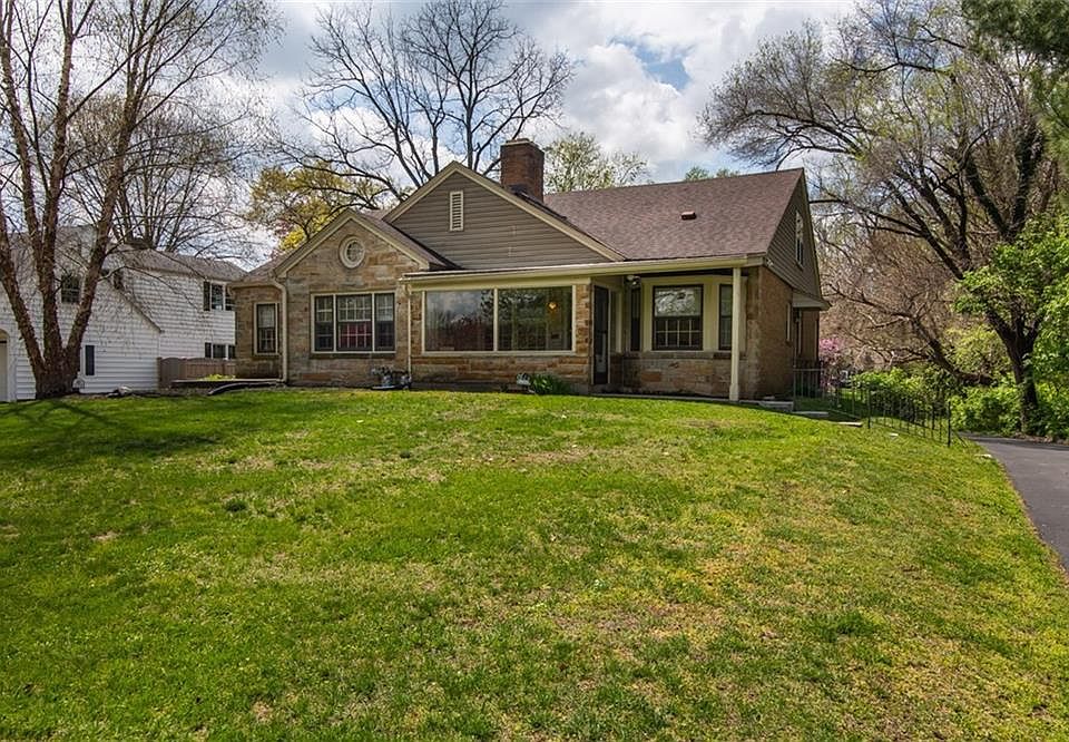 1st image of 6116 Meridian West Dr