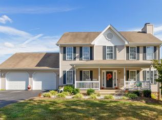 70 Sapphire Ave, Christiansburg, VA 24073