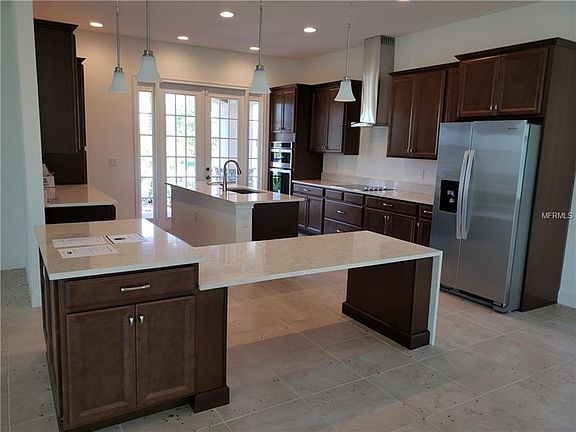 Home For Sale In Eagle Creek