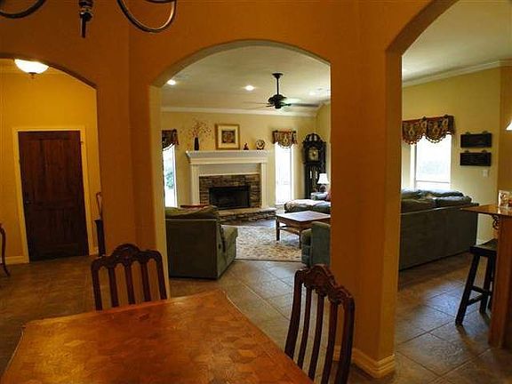 4th image of 12775 Sequoia Ln