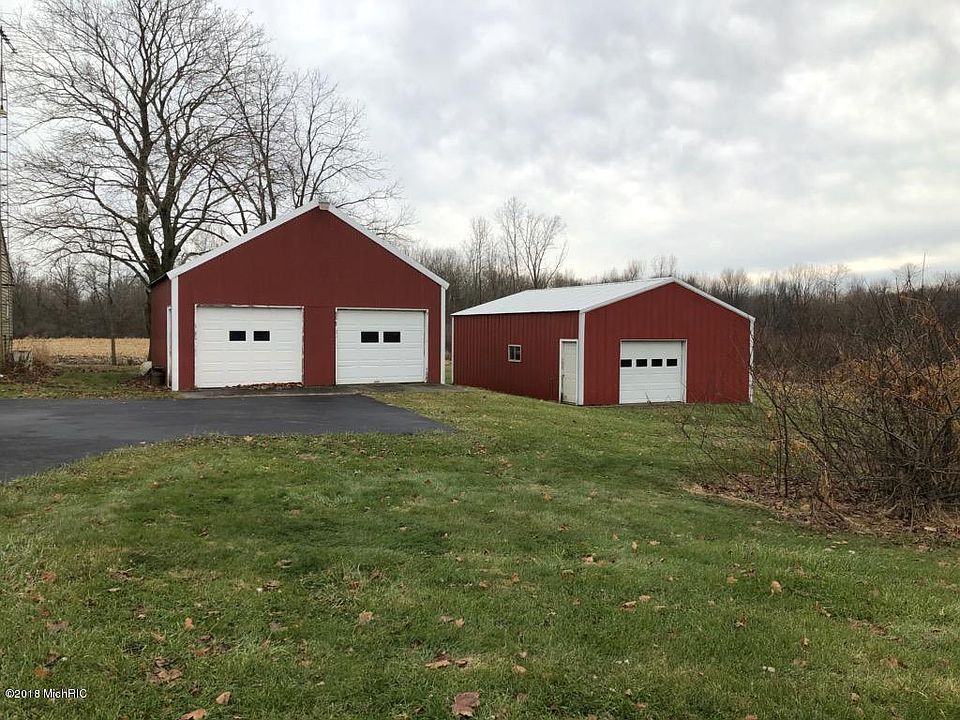 2nd image of 603 Dubendorf Rd