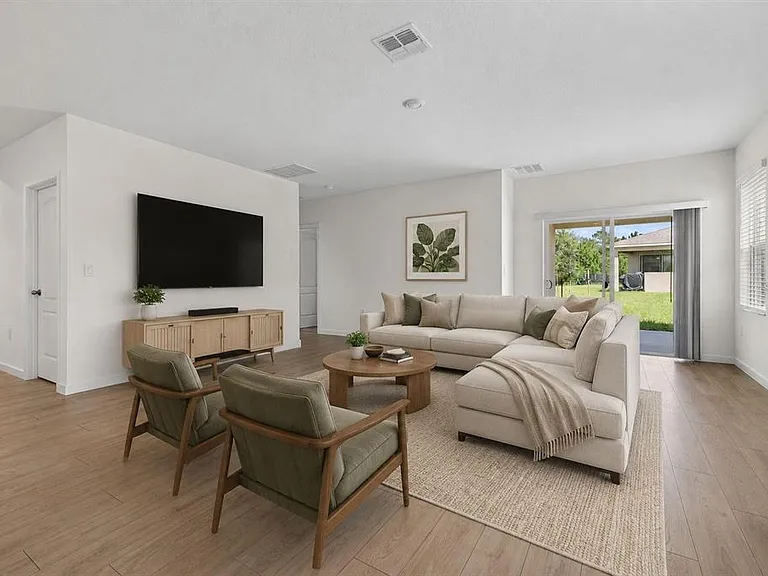2893 House Finch Rd #A — Photo 13