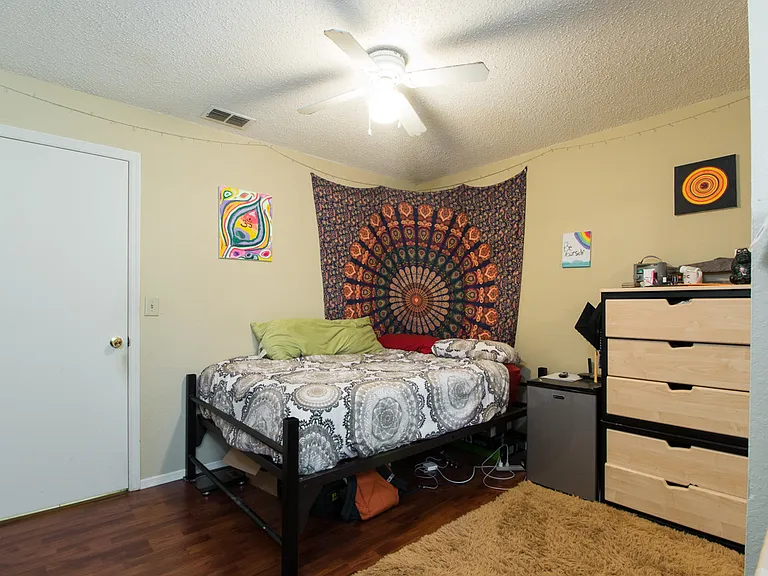 3705 SW 27th St #228 — Photo 9