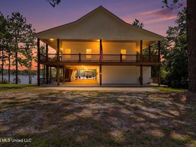 62 N Lakeshore Dr, Lumberton, MS, 39455