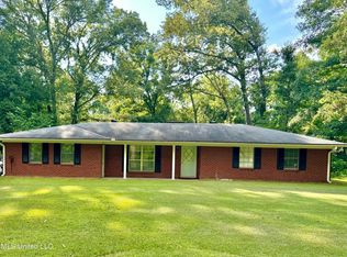 1867 Mount Alban Rd, Vicksburg, MS 39180