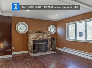 203 Canadawa Ln, Highland Lakes, NJ 07422