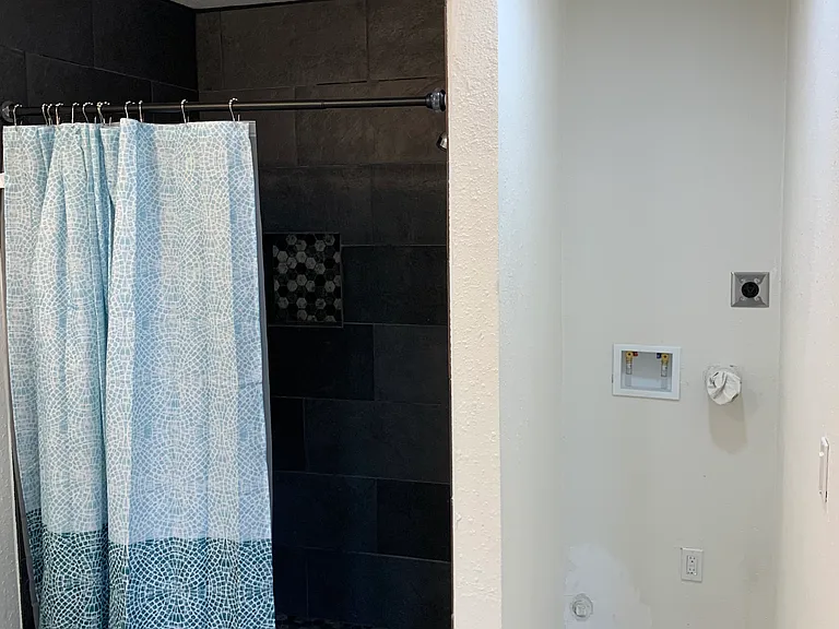 626 W Edythe St #626 — Photo 9