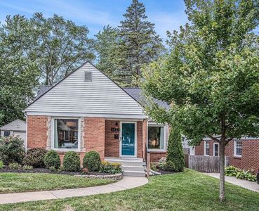 1421 Philadelphia Ave SE, Grand Rapids, MI, 49507
