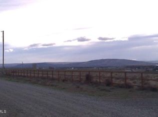 Larkspur Dr, Pasco, WA 99301