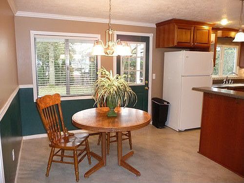 4th image of 292 NE 20th Pl