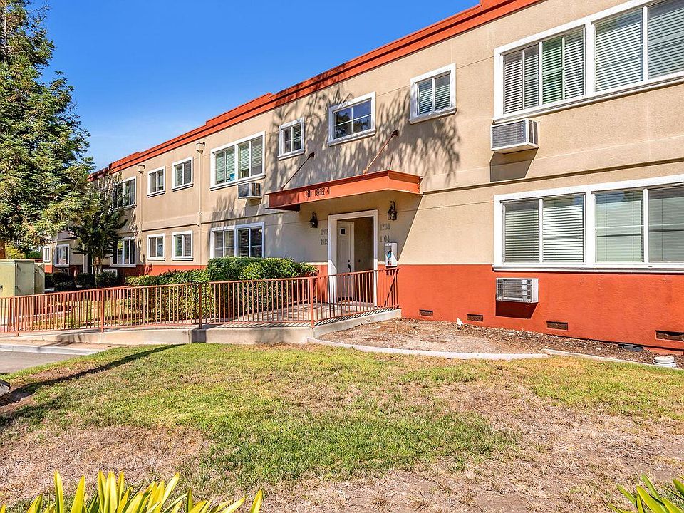 1st image of 2601 Cortez Dr Unit 1103