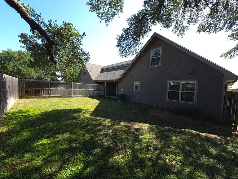 1004 E Hill St #A — Photo 24