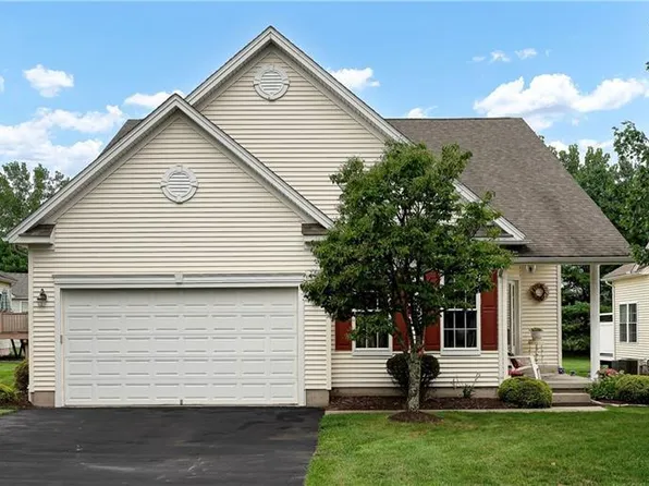 14 Grand Boulevard #14, Ellington, CT 06029