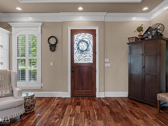 3rd image of 4704 Taldon Ln