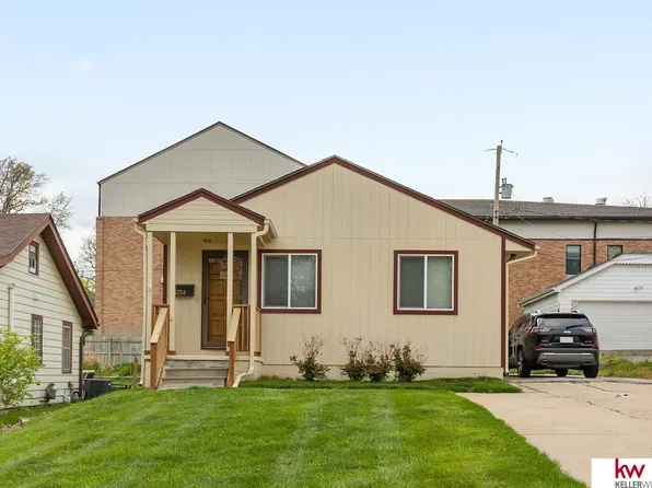 5214 S 80th St, Ralston, NE 68127