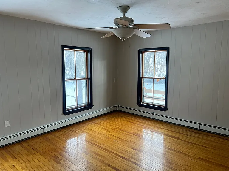 222 Chestnut St — Photo 17
