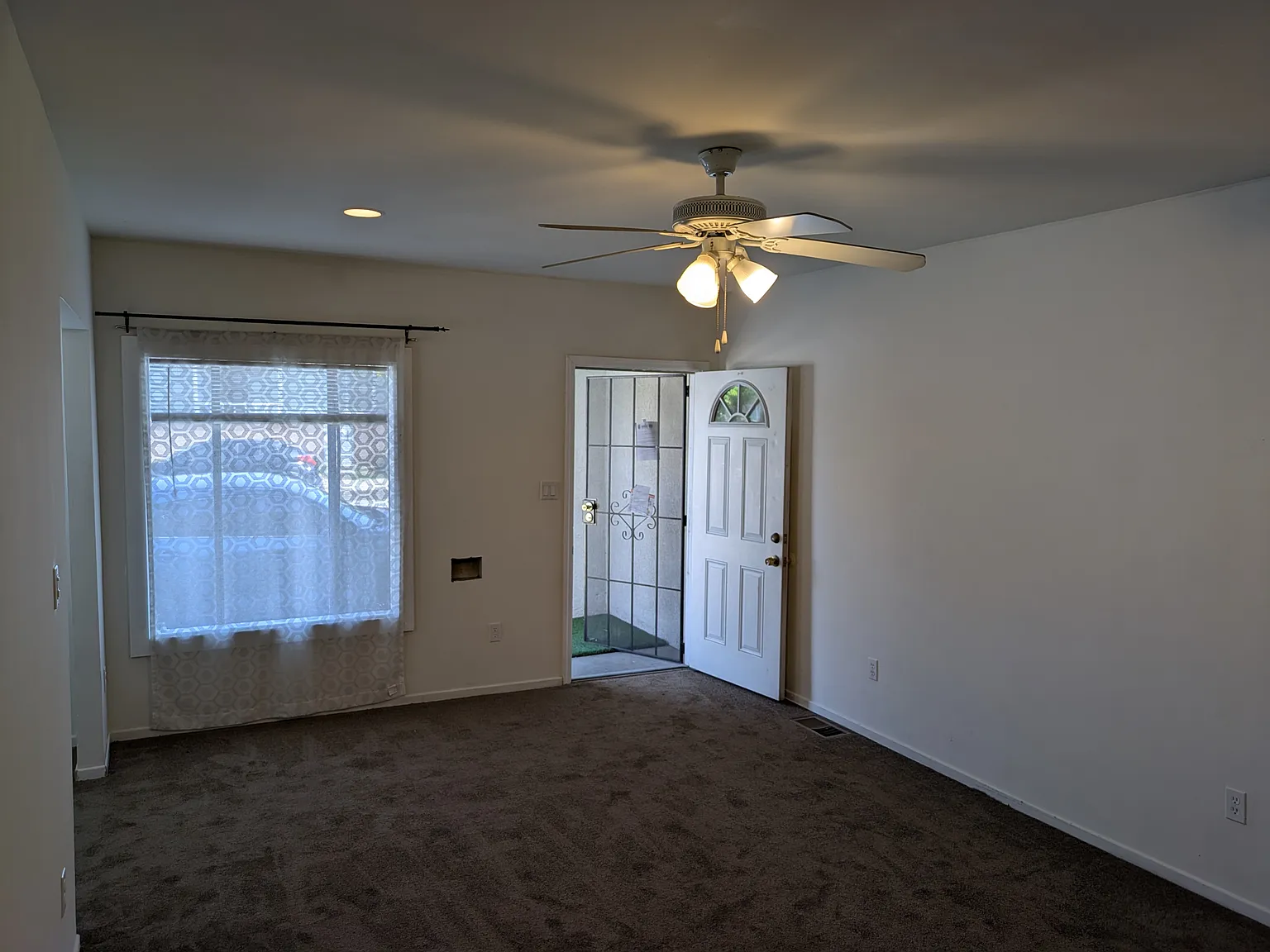 1 bed, 796 sqft, $2,150 — Photo 3