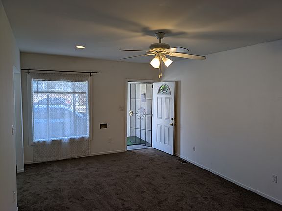 3rd image of 13118 Penn St