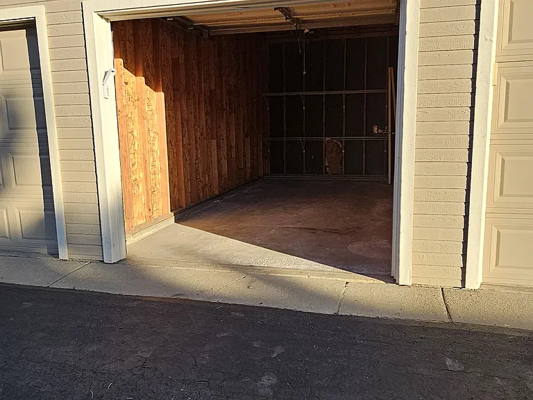 8405 Pebble Creek Way #104 — Photo 29