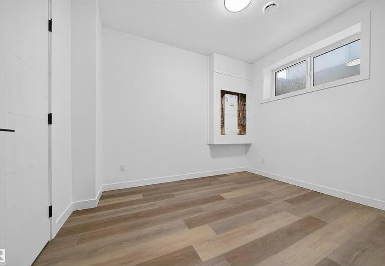 5213 104a St NW #BASEMENT — Photo 9