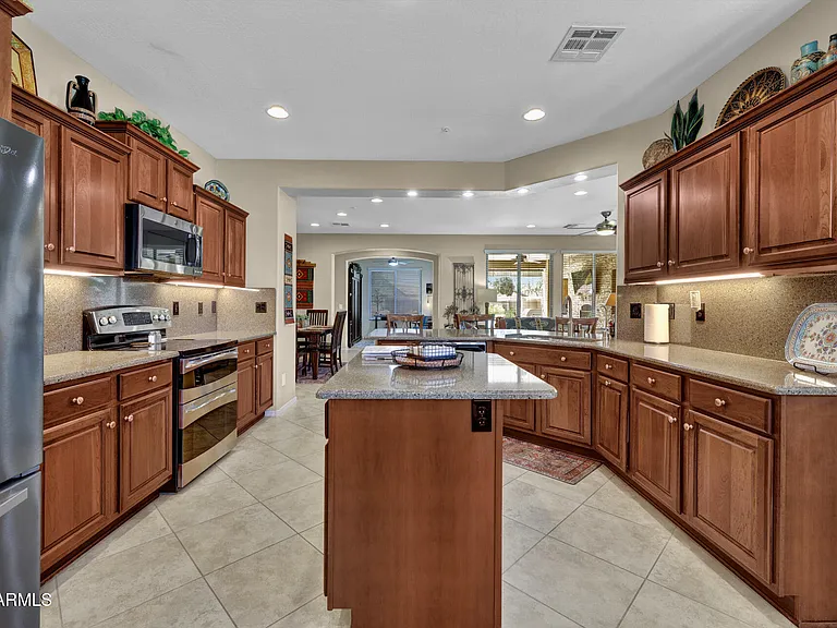 13075 W Desert Vista Trl — Photo 12