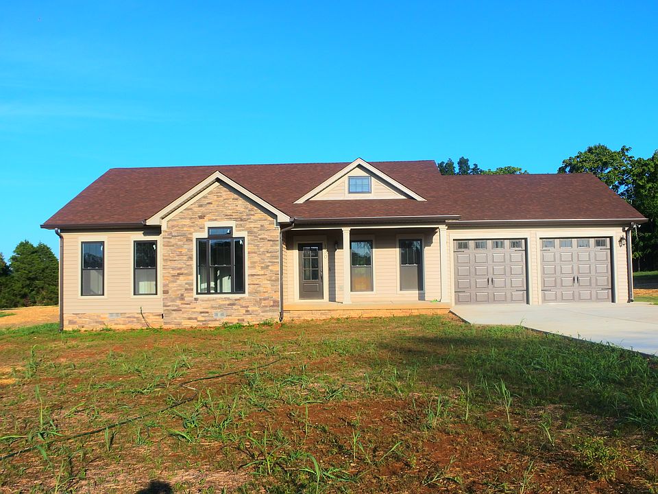 1st image of 130 Crooked Creek Dr