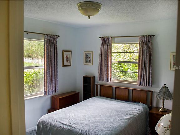 5th image of 1030 S Tower Ln