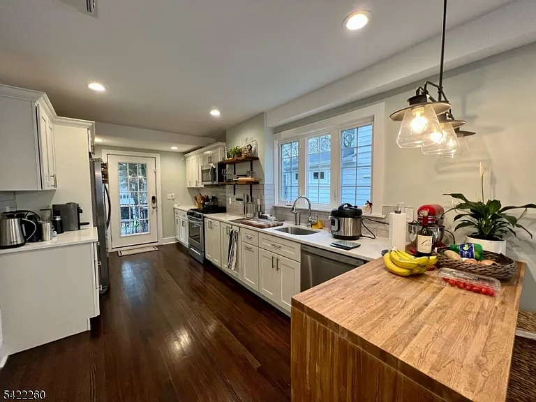 45 Brookfield Rd — Photo 4