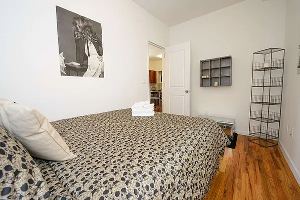 Rented by J Misrahi Realty Corp | media 22